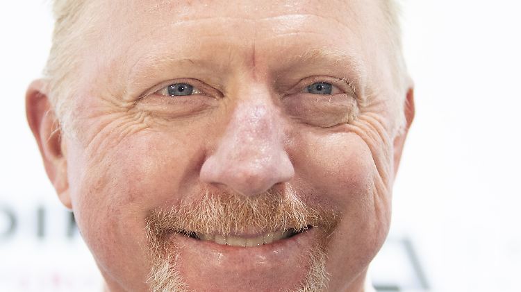 Mittendrin: Boris Becker.