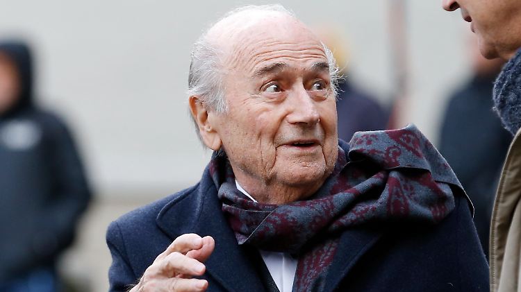 Kommt bei einer Ermittlung wohl ungeschoren davon: Ex-Fifa-Präsident Sepp Blatter.