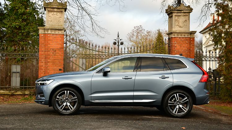 Wer für den Volvo XC60 ein adaptives Luftfahrwerk haben möchte, zahlt zusätzlich 2280 Euro.