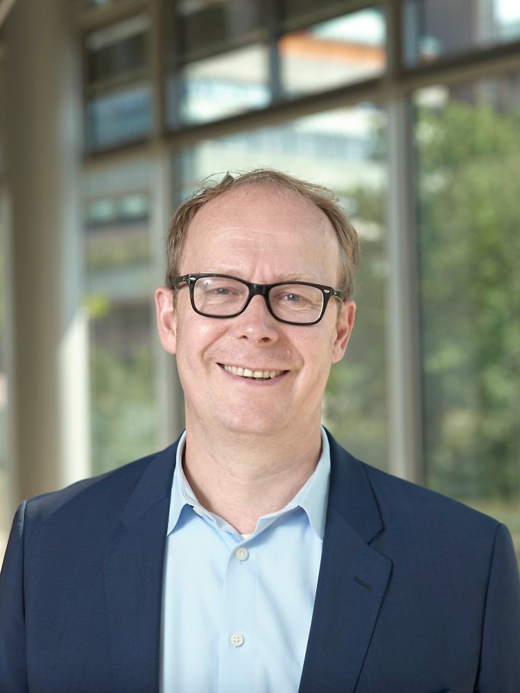 Justus Haucap ist Direktor des Düsseldorfer Instituts für Wettbewerbsökonomie an der Heinrich-Heine-Universität Düsseldorf. Von 2006 bis 2014 war er Mitglied der Monopolkommission der Bundesregierung.