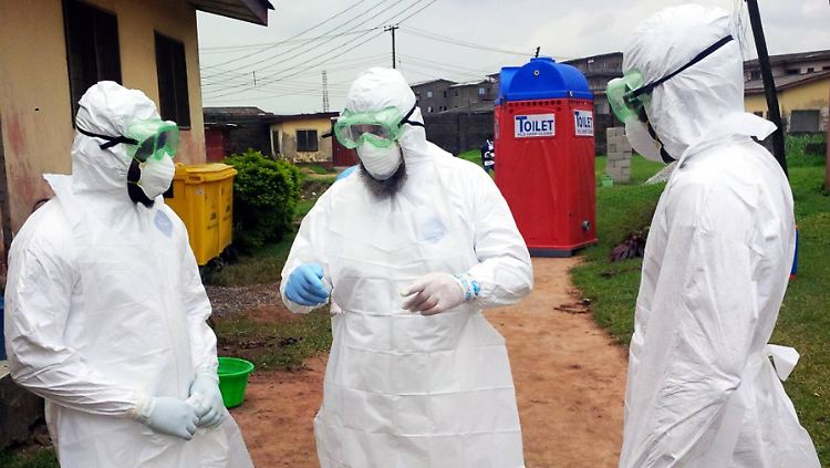 Lassa-Fieber und Ebola sind in Nigeria verbreitet. Jedes Jahr stecken sich laut RKI bis zu 300.000 Menschen mit dem Lassa-Fieber an.
