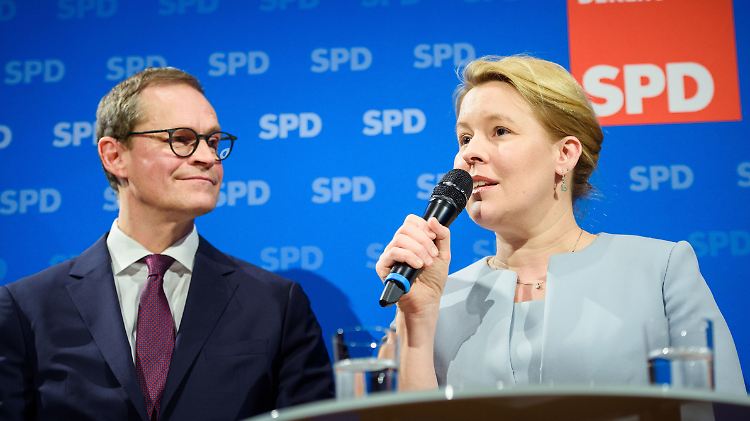 Müller übergibt das Staffelholz an Giffey: Sie will als neue Berliner SPD-Chefin ihr Ministeramt behalten, Müller bleibt Bürgermeister.