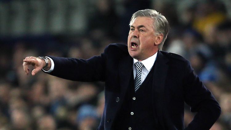 Carlo Ancelotti will den FC Everton mit klarer Führung wieder auf Kurs bringen.