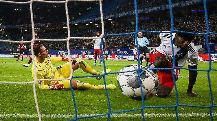 Bakery Jatta eröffnete gegen Nürnberg den Torreigen des HSV.