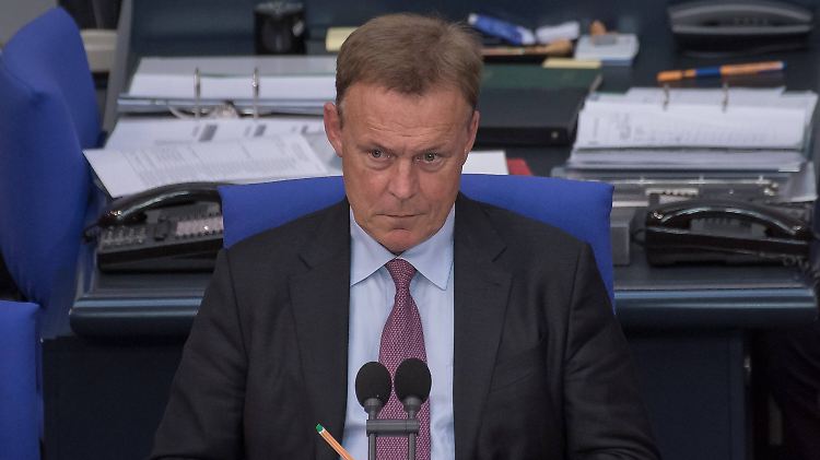 Bundestagsvizepräsident Oppermann hat genug von der Blockadesituation bei der Wahlrechtsreform.