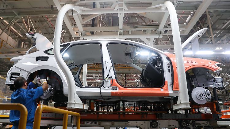 5,2 Millionen der von deutschen Autobauern weltweit produzierten Pkw finden in China Käufer. Das ist ein Drittel der Gesamtproduktion.