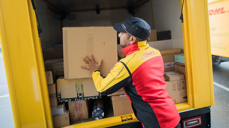 Der Preis für ein Zehn-Kilo-Paket wurde zum Jahreswechsel um einen Euro auf 10,49 Euro erhöht.