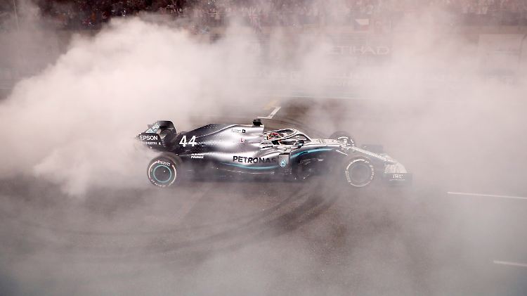 Mercedes wird wohl auch über die kommende Saison hinaus ein Werksteam in der Formel 1 stellen.