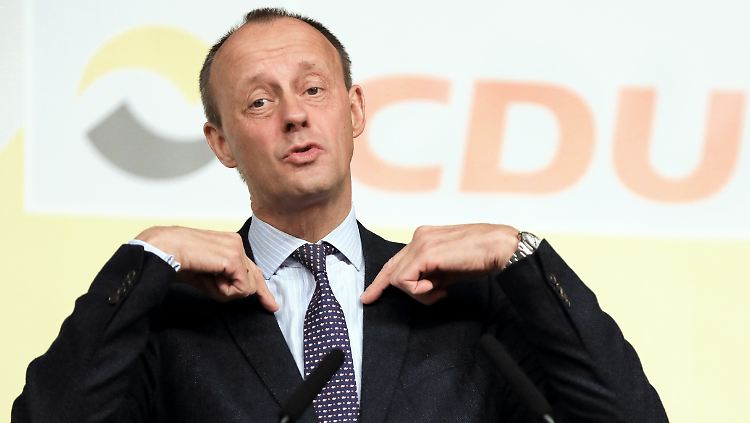 27 Prozent der Befragten antworteten auf die Frage, wer am besten als Spitzenkandidat geeignet sei mit "Friedrich Merz". 
