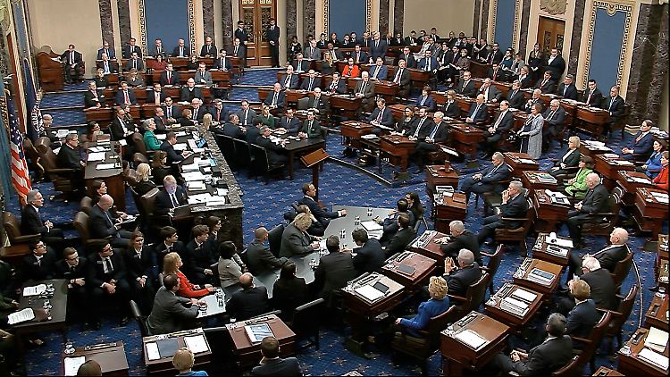 Die Senatoren im US-Senat haben Präsident Trump von allen Anklagepunkten freigesprochen.