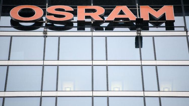 Osram rechnet mit einem deutlichen Gewinneinbruch.