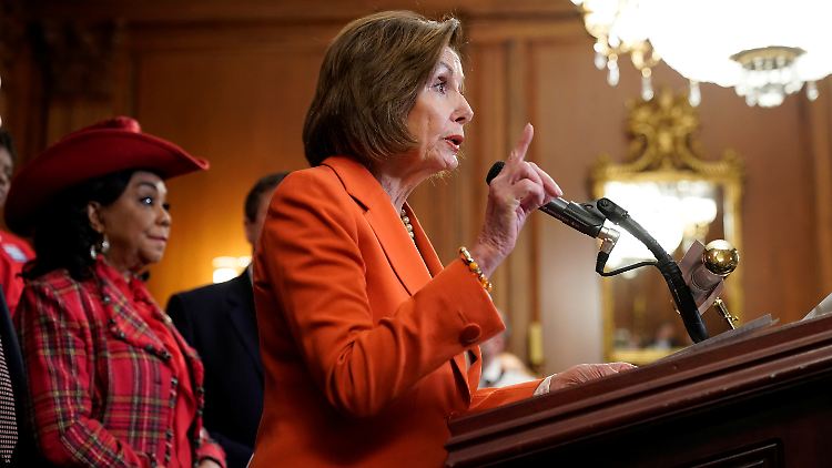 Pelosi: Trump und der Senat hätten "Gesetzlosigkeit normalisiert".