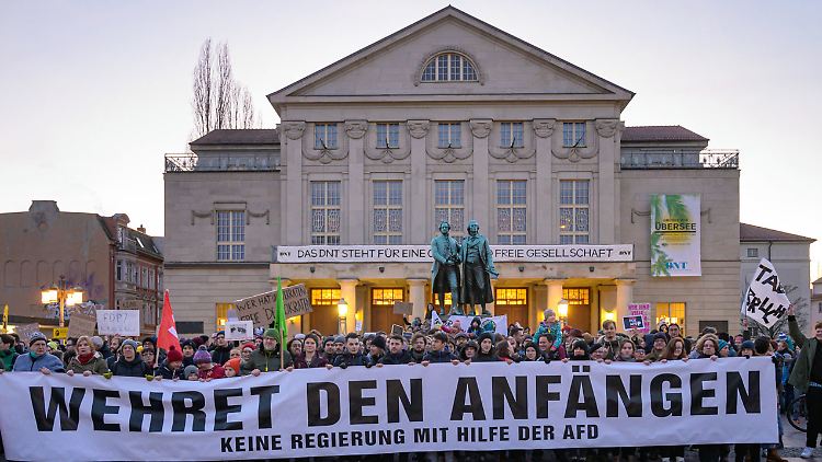 Spontandemonstration in Weimar: "Eine andere Frage ist, ob die Wahl taktisch klug war."