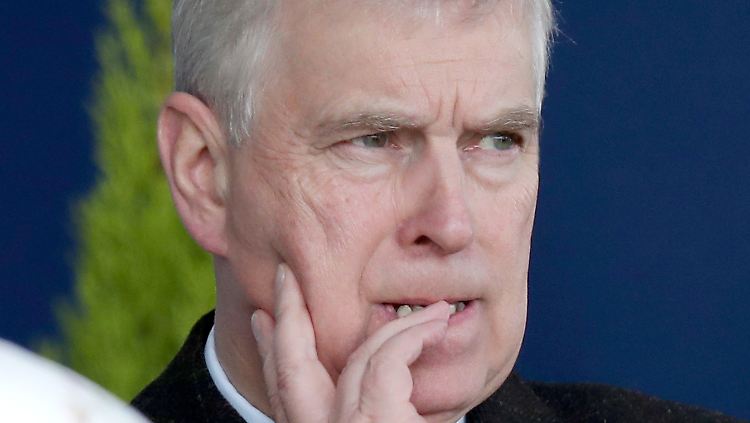 Hatte Prinz Andrew Sex mit einer Minderjährigen? 