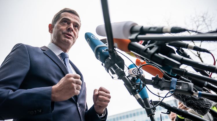 Mohring lehnt Neuwahlen strikt ab - seinen Rücktritt aber offenbar nicht mehr.