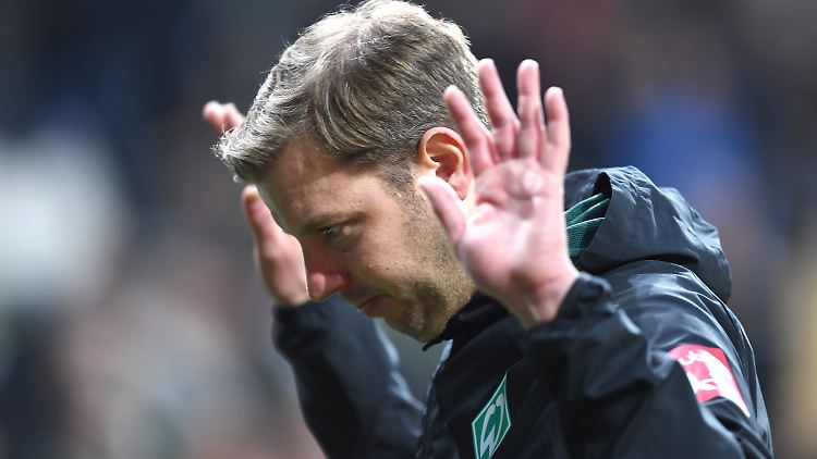 "Die gesamten 90 Minuten waren schlecht. Das war Sicherheitsfußball und damit kommen wir da unten nicht raus", sagt Florian Kohfeldt.