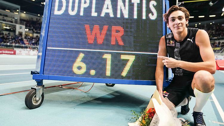 6,17 Meter - Armand Duplantis ist höher gesprungen, als jeder andere Stabhochspringer zuvor.