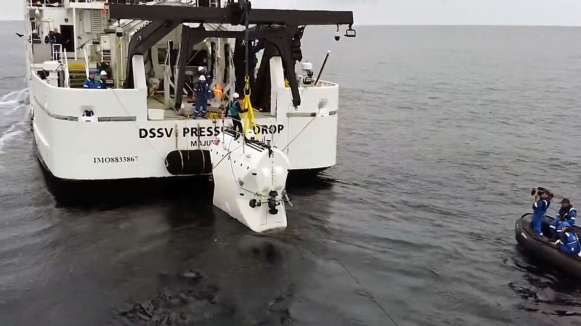 HightechUboot.jpg