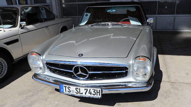 Ist das Auto älter als 30 Jahre alt, kommt dabei auch ein H-Kennzeichen infrage.