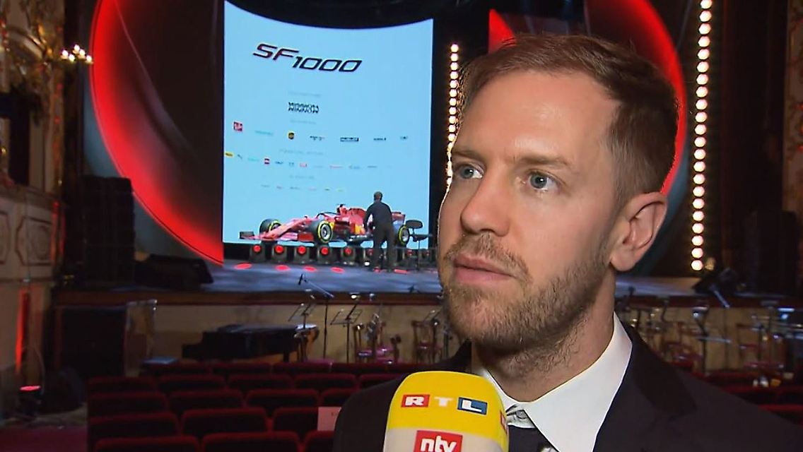 Vettel Formel 1 Ferrari.JPG