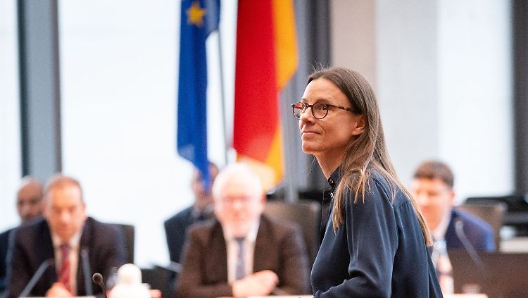 Die ehemalige Staatssekretärin Suder wurde Ende Januar im Ausschuss befragt.