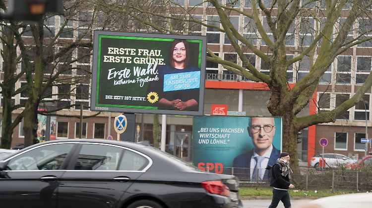 Im direkten Vergleich der Spitzenkandidaten von SPD und Grünen lag SPD-Vertreter Tschentscher laut Befragung vorn.