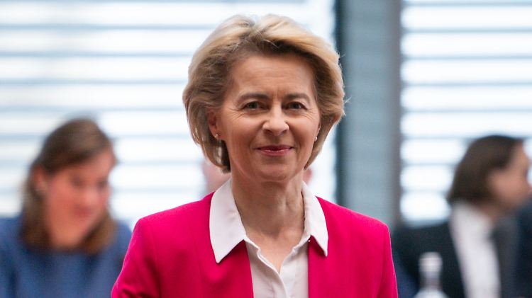 Von der Leyen sparte in ihrer Aussage nicht mit Eigenlob.