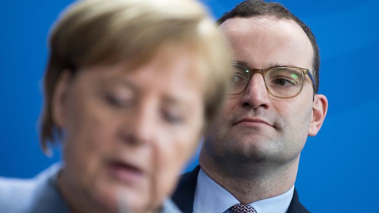 Von Jens Spahn erhoffen sich die Bundesbürger 2021 eine Menge.