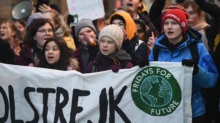  Greta Thunberg streikt seit fast eineinhalb Jahren für das Klima. 