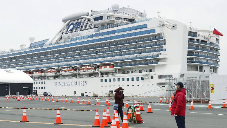 Insgesamt befinden sich rund 3600 Reisende und Crewmitglieder auf der "Diamond Princess".