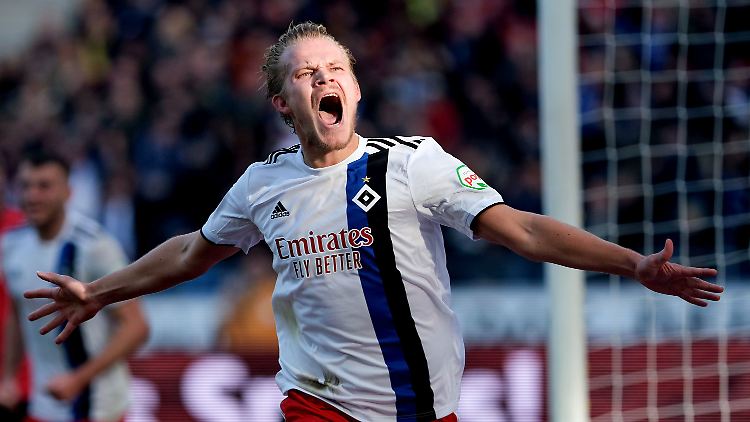 Die maximale Erlösung in Minute 96: Joel Pohjanpalo rettet dem HSV einen Punkt.