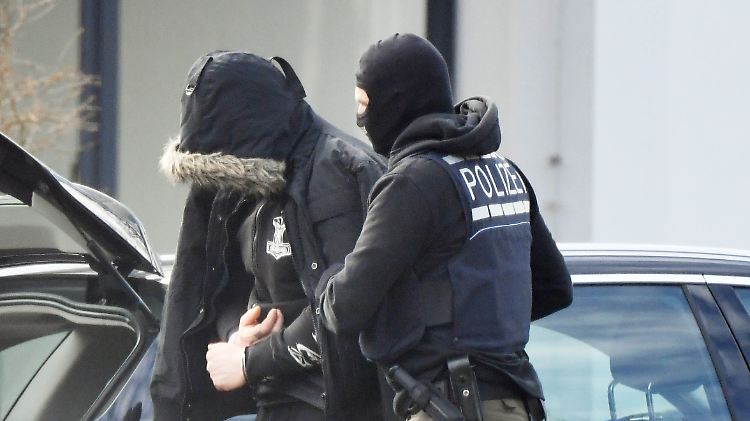 Die Verdächtigen wurden allesamt in den Bundesgerichtshof in Karlsruhe gebracht.