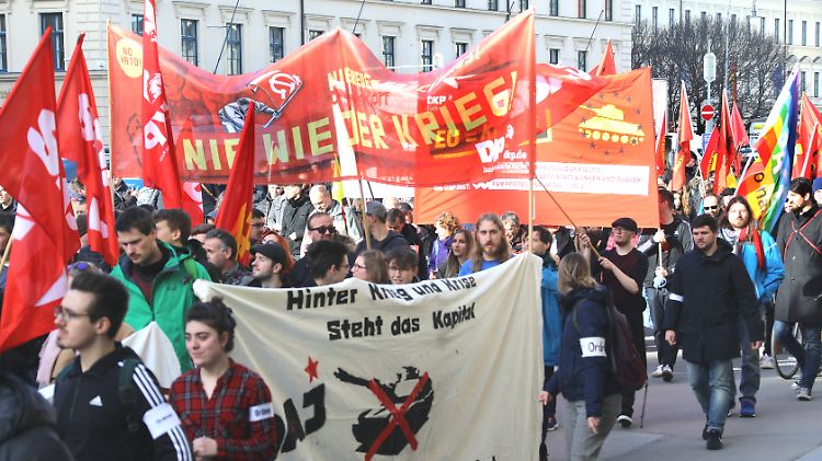 3000 Menschen demonstrierten in München.