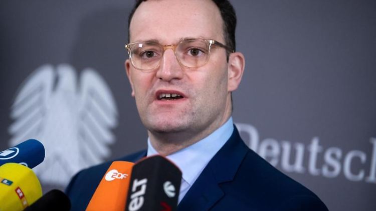 Gesundheitsminister Spahn will Pflegebedürftige entlasten. Wie genau, hat er aber noch nicht gesagt.