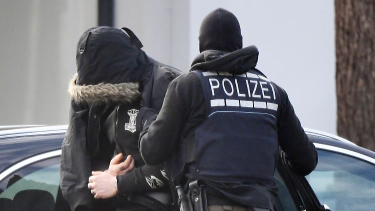 Mutmaßliche Terrorzelle: Acht Verdächtige befinden sich derzeit in Untersuchungshaft.