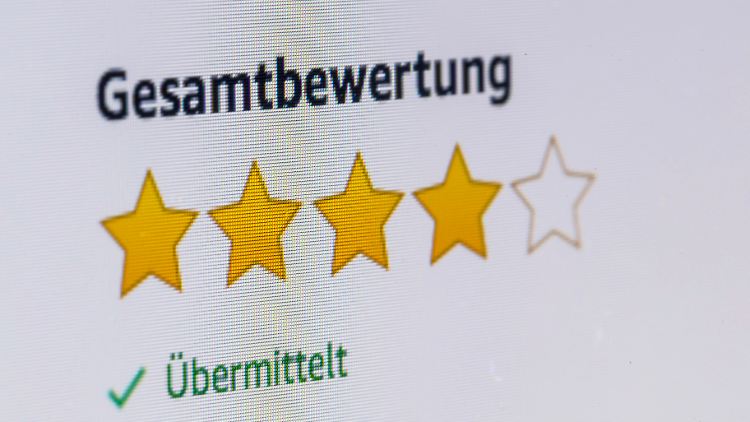 Bewertungen im Internet sollten mit Skepsis betrachtet werden. 