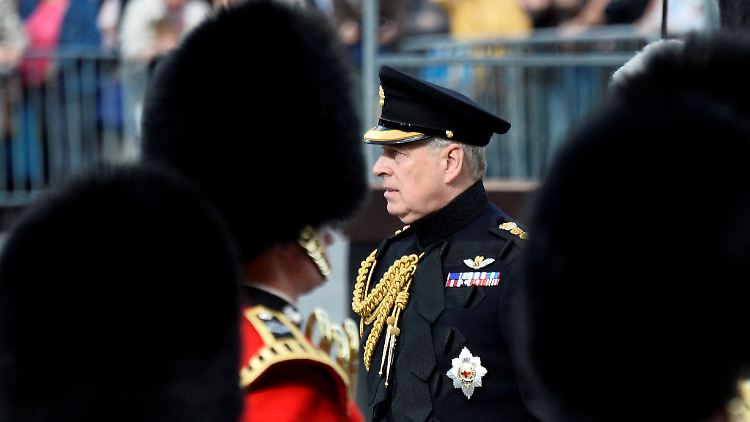 Prinz Andrew, hier im September 2019, scheint derzeit wie vom Erdboden verschwunden.