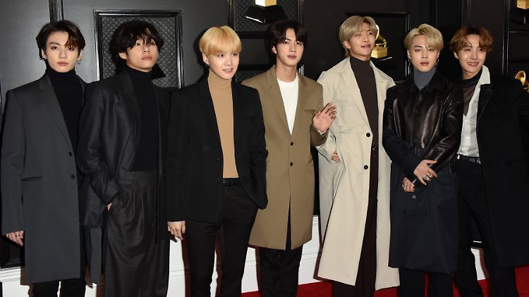 BTS traten als erste K-Pop-Band überhaupt bei den diesjährigen Grammys in Los Angeles auf.