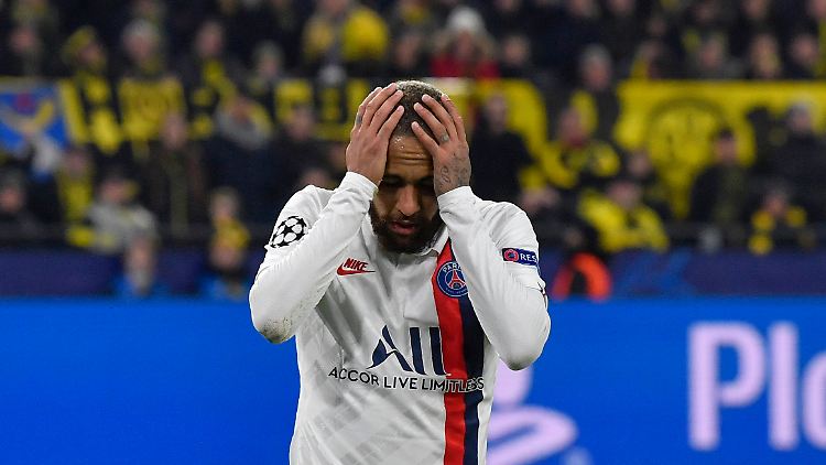 "Der Klub hat das Sagen. Ich muss die Entscheidung respektieren. Leider", klagte Neymar.