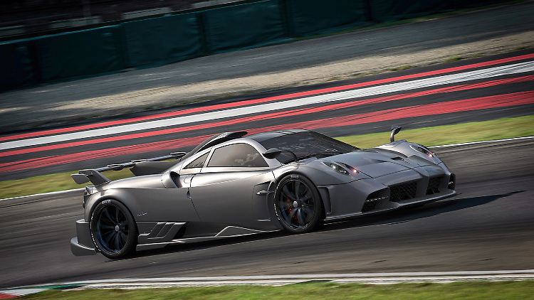 Lediglich fünf Imola wird Pagani für fünf Millionen Euro an den Mann bringen.