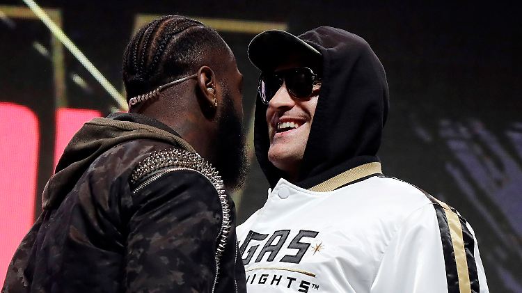 Tyson Fury (l.) ist gekommen, um Deontay Wilder auszuknocken.