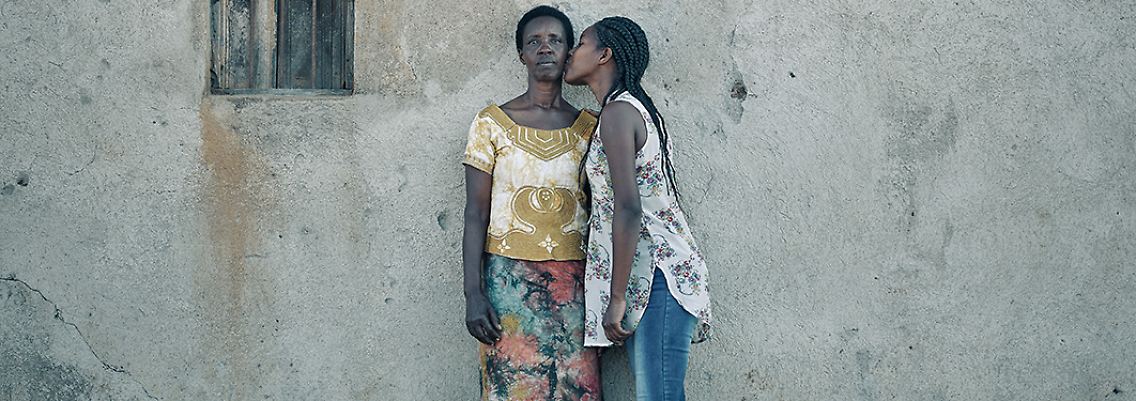 Eugenie M. mit ihrer Tochter Denise, Mugina, 2018