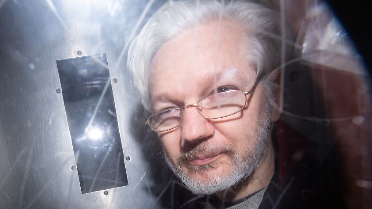 Assange, hier im Januar 2020 im Westminster Magistrates Court in London, sitzt seit 15 Monaten in London in Haft.
