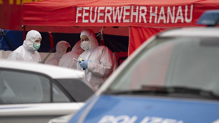 Nach dem blutigen Terroranschlag vom Mittwochabend ist die Spurensicherung noch nicht abgeschlossen.  