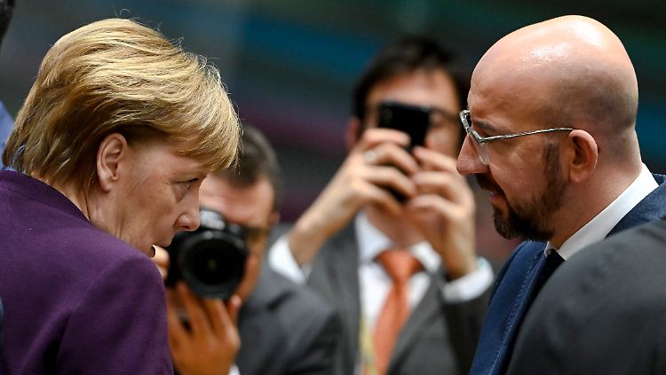 EU-Ratschef Michel konnte Bundeskanzlerin Merkel und andere Gipfelteilnehmer für seinen Vorschlag nicht begeistern.