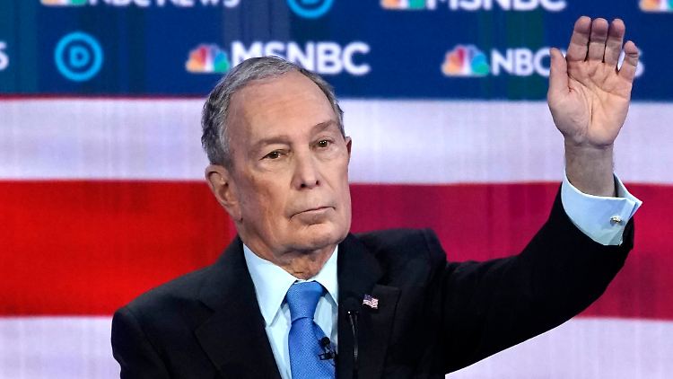 Teilt aus und steckt ein: Bloomberg bei der TV-Debatte der Demokraten am Mittwoch in Las Vegas.