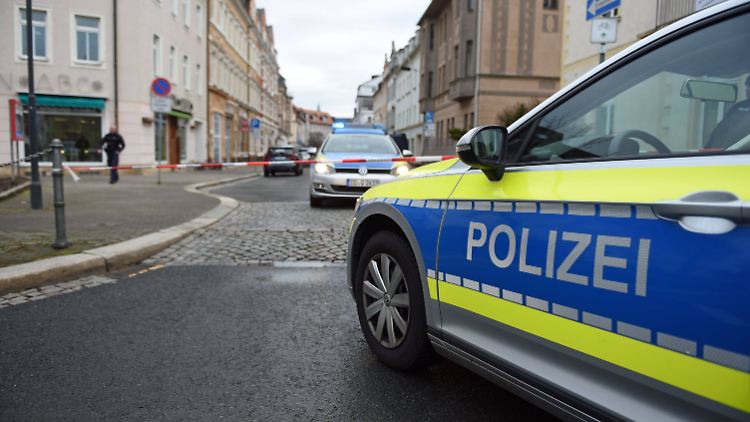 Ein 43-jähriger Deutscher hatte in Hanau neun Menschen mit ausländischen Wurzeln offenbar aus rassistischen Gründen getötet