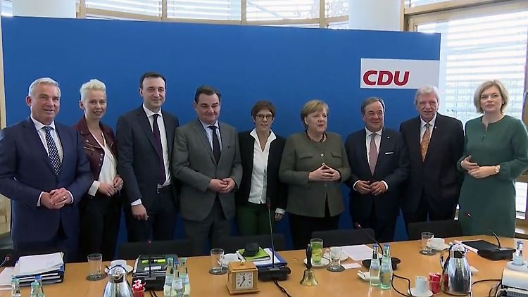 CDU entscheidet vorzeitig über Parteivorsitz.jpg