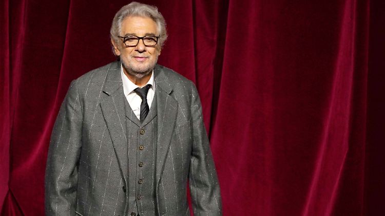 Übt sich in Reue: Plácido Domingo.