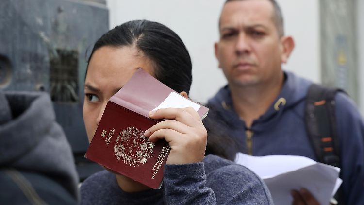 Viele Staatsbürger Venezuelas wollen ihr Land verlassen, immer häufiger auch Richtung Europa. 